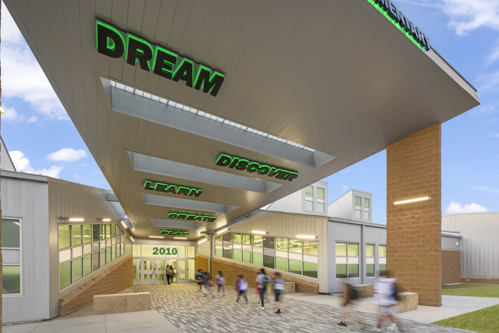 Entrance of Parkway Elementary School in Monahans, Texas