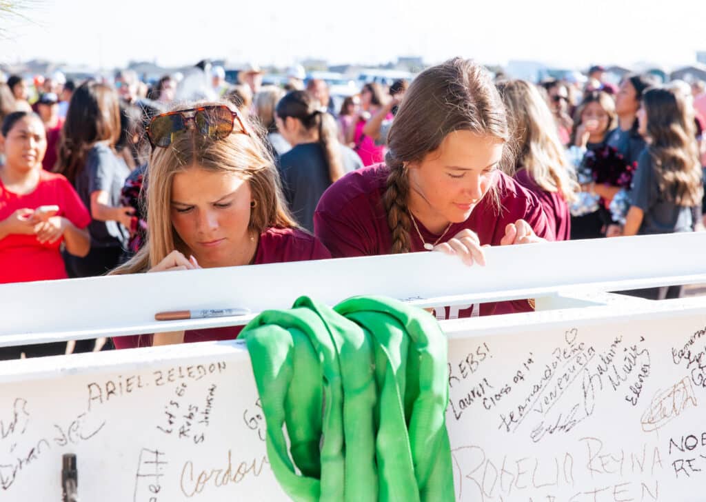 Beam signing for Midland ISD Midland Lee ceremony