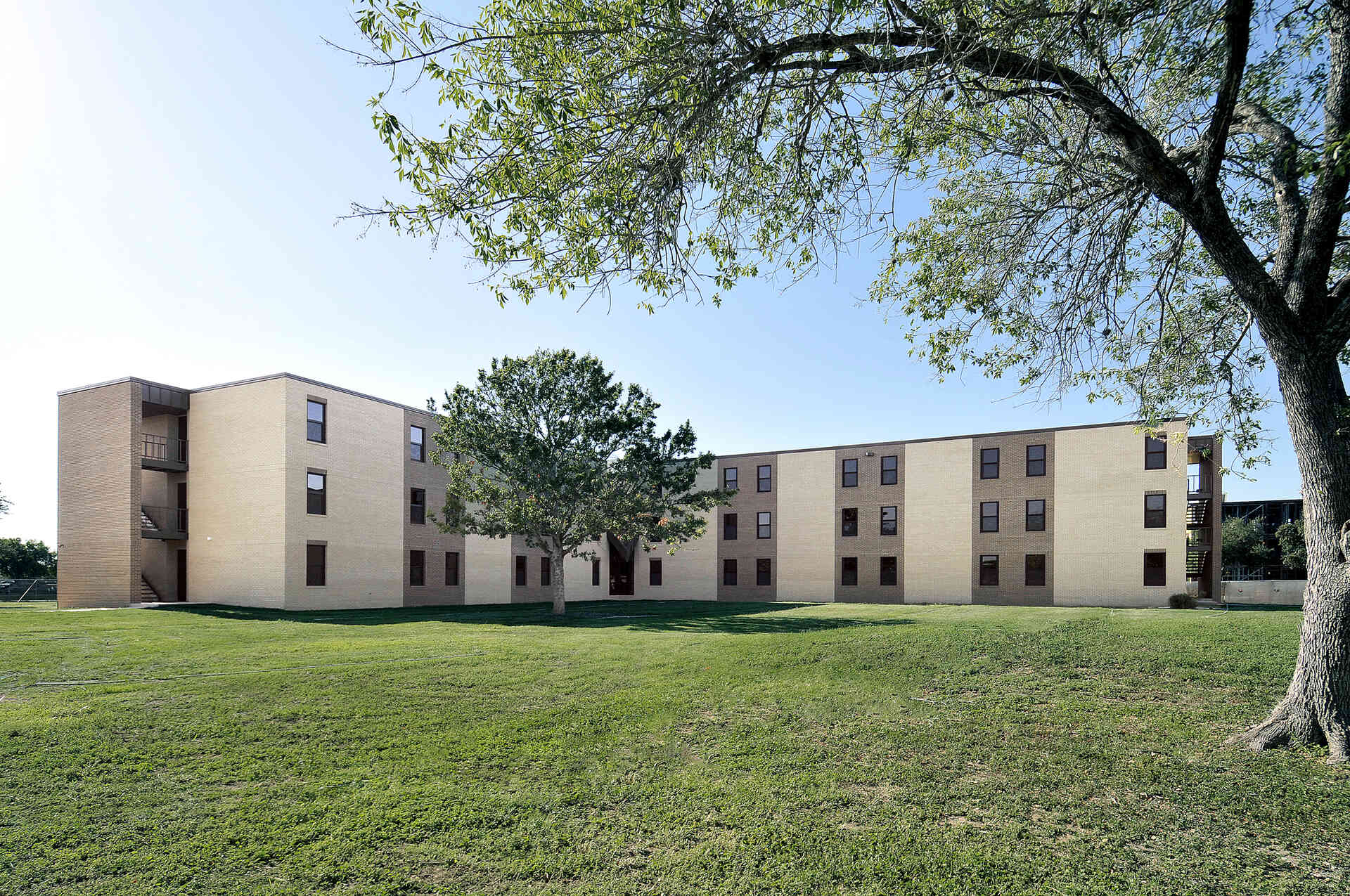 Fort Sam Houston Dormitory 1002 Renovation (HWH D/B) - Parkhill